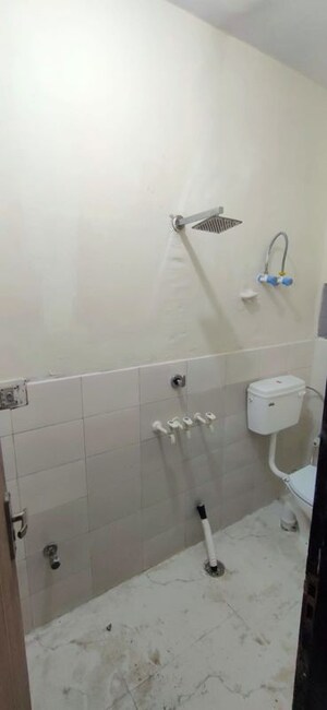 Bathroom in 2 BHK Builder Floor at Rohini Sector 5 – for Rent