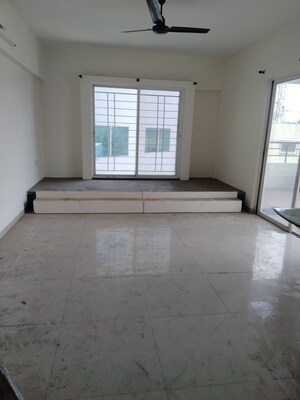 Room in 3 BHK Apartment at Splendour County, Rahatani – for Sale