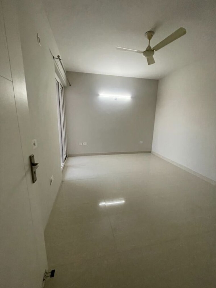 Room, eldeco-live-by-the-greens 3 Bedroom 1404 Sq.Ft. Apartment In Sector 150 Noida 10432763