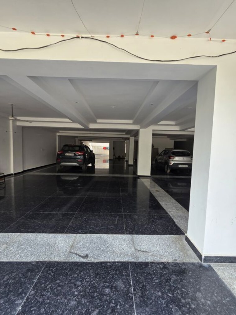  Parking, green fields colony 4 Bedroom 4500 Sq.Ft. Builder Floor In Green Fields Colony Faridabad 10432733