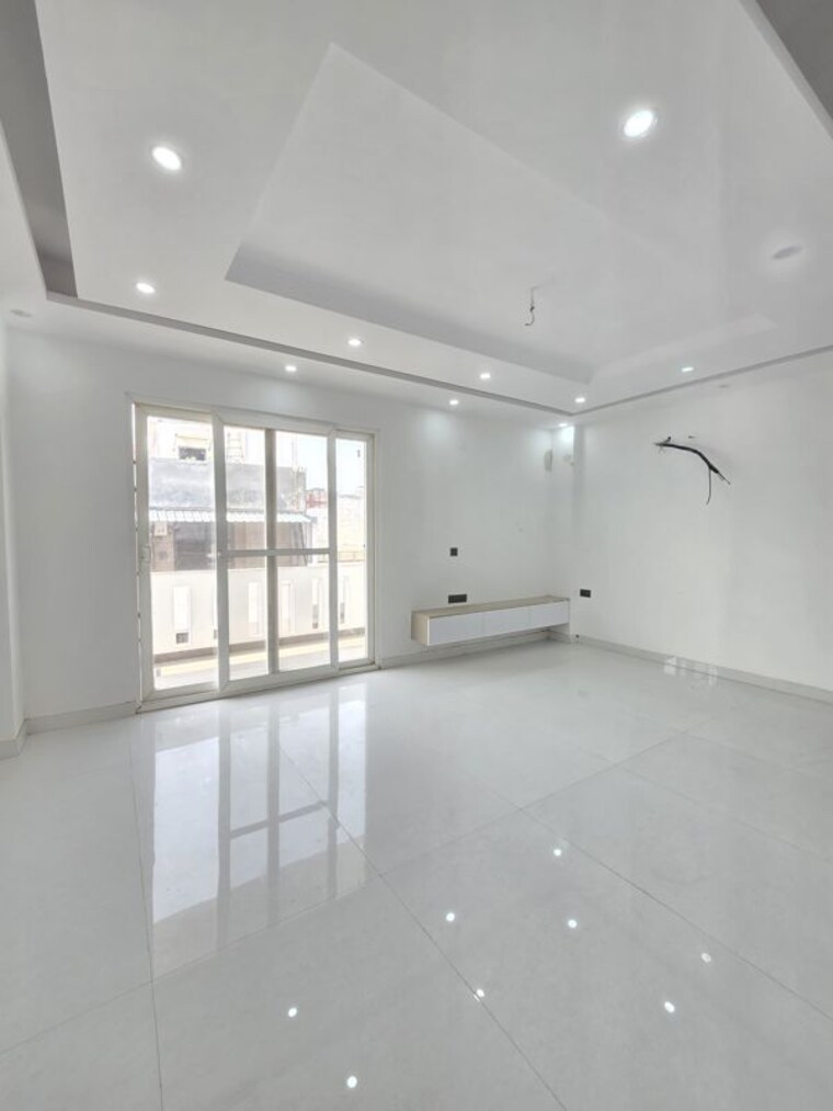 Room, green fields colony 4 Bedroom 4500 Sq.Ft. Builder Floor In Green Fields Colony Faridabad 10432733