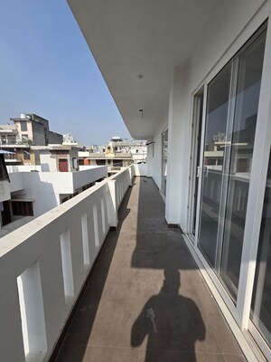 Balcony in 4 BHK Builder Floor at Green Fields Colony – for Sale