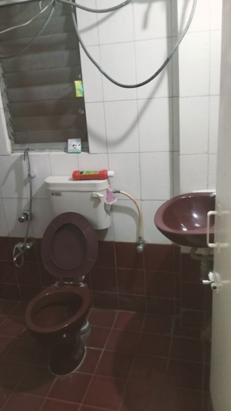 Bathroom, naren-hills 2 Bedroom 1140 Sq.Ft. Apartment In Wanwadi Pune 10432788
