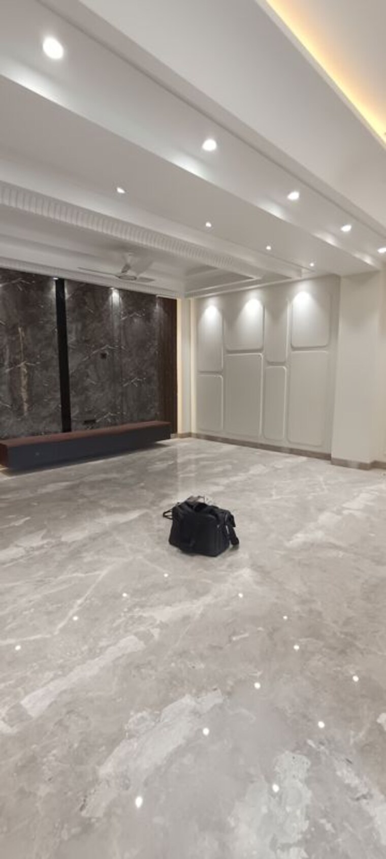  Parking, bptp-parkland-pride 3 Bedroom 250 Sq.Yd. Builder Floor In Sector 77 Faridabad 10432815