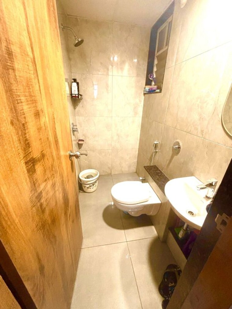 Bathroom, namrata-altura-hills 2 Bedroom 900 Sq.Ft. Apartment In Baner Pune 10432836