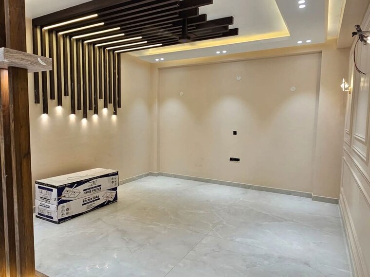 Room, green fields colony 4 Bedroom 4500 Sq.Ft. Builder Floor In Green Fields Colony Faridabad 10432847