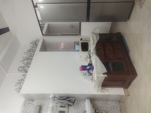 Furnished Amenities in 2 BHK Builder Floor at East Of Kailash – for Rent