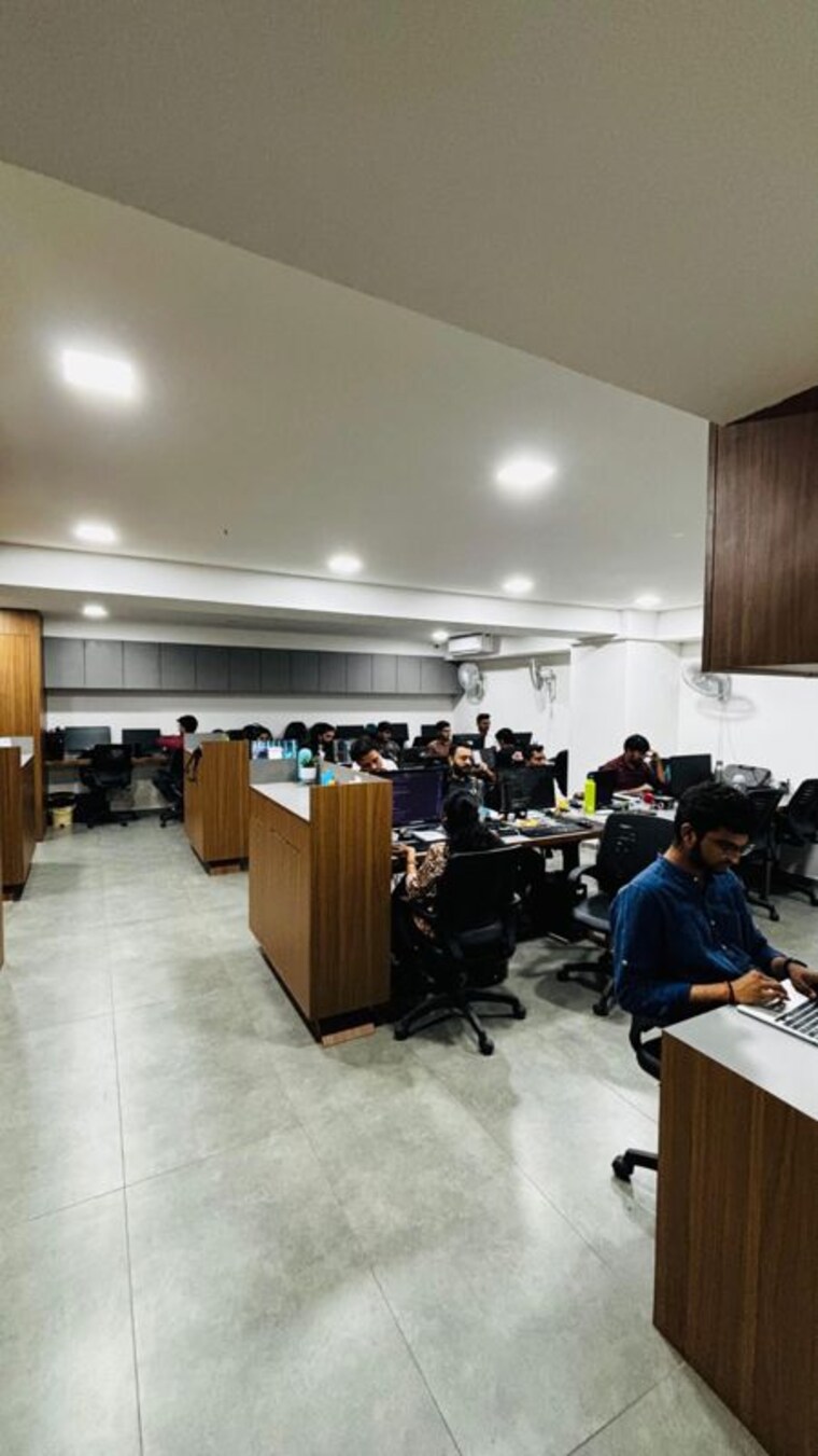 Team Area, shilp-epitome Commercial Office Space 1800 Sq.Ft. In Bodakdev Ahmedabad 10432868