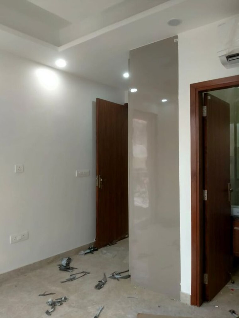 Room, chittaranjan park 3 Bedroom 125 Sq.Yd. Builder Floor In Chittaranjan Park Delhi 10432879