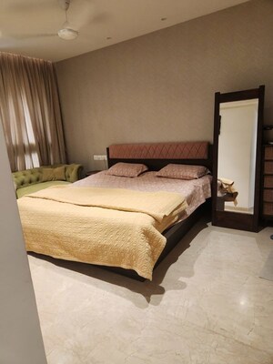 Bedroom in 2 BHK Apartment at Castle Rock, Powai – for Sale