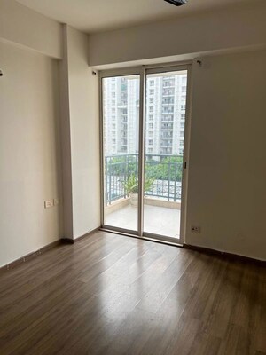 Room in 3 BHK Apartment at Bestech Park View Grand Spa, Sector 81 – for Sale