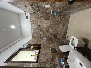 Furnished Amenities in 1 BHK Builder Floor at Aerocity – for Rent