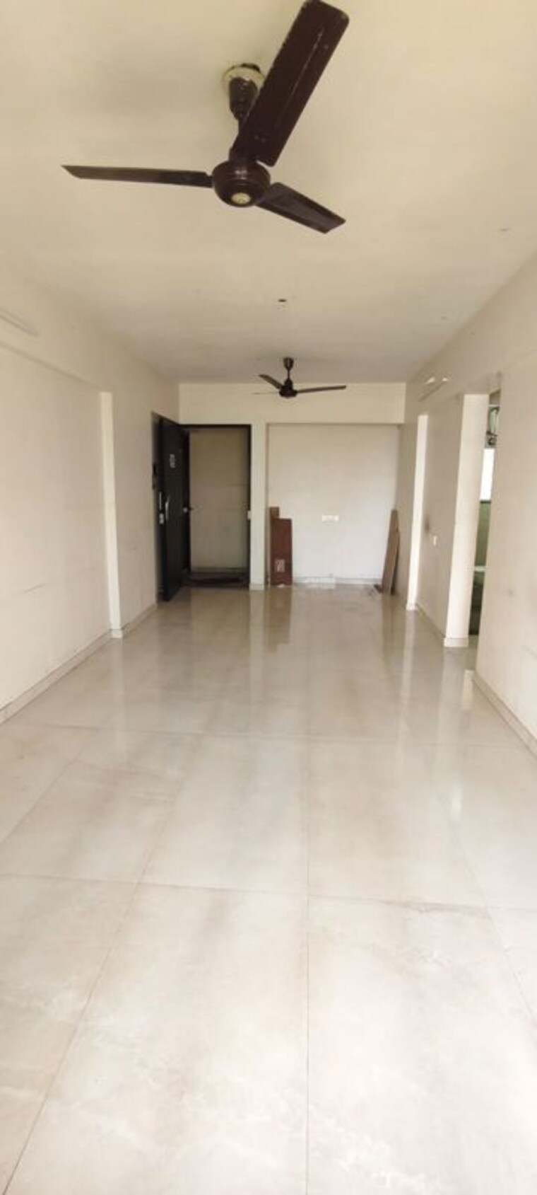 Room, shreeji-ville-co-operative-housing-society-ltd 2 Bedroom 750 Sq.Ft. Apartment In Panch Pakhadi Thane 10433143