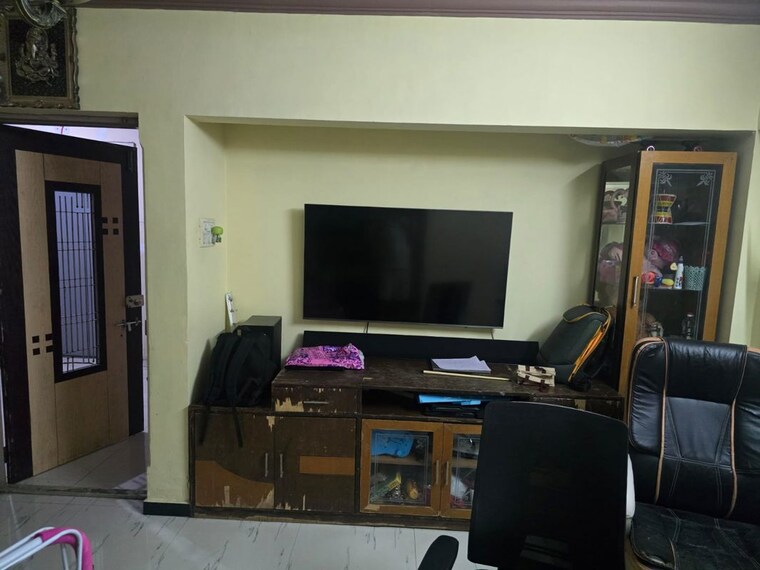 Living Room, cosmos-heritage 2 Bedroom 843 Sq.Ft. Apartment In Manpada Thane 10433154