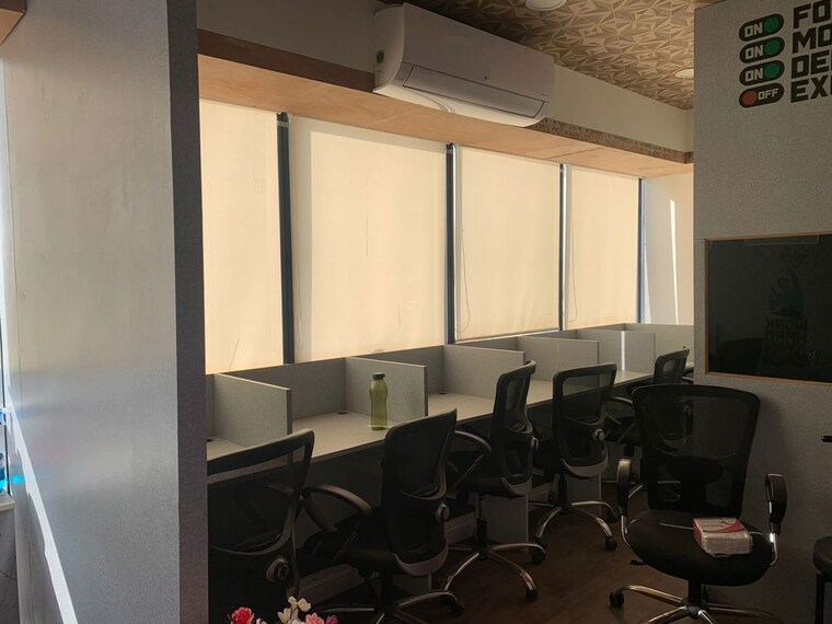 Team Area, geras-imperium-alpha Commercial Office Space 300 Sq.Ft. In Kharadi Pune 10433047