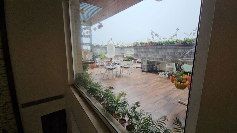 Balcony, gmada aerocity 6+ Bedroom 2275 Sq.Ft. Independent House In Gmada Aerocity Zirakpur 10433160