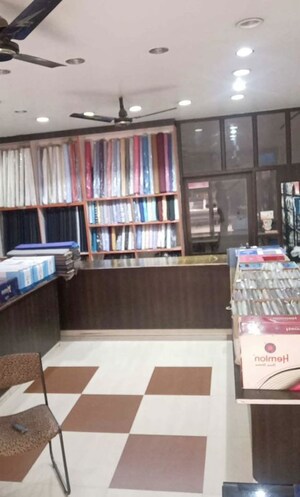  Showroom – Exterior View View at New Mandi - for Rent