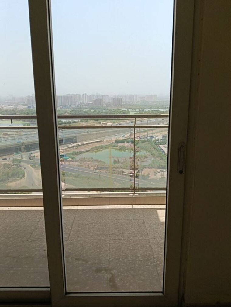 Balcony, conscient-heritage-max 3 Bedroom 1942 Sq.Ft. Apartment In Sector 102 Gurgaon 10433182