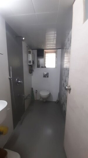 Bathroom in 1 BHK Apartment at Gokul Nagari 1, Kandivali East – for Rent