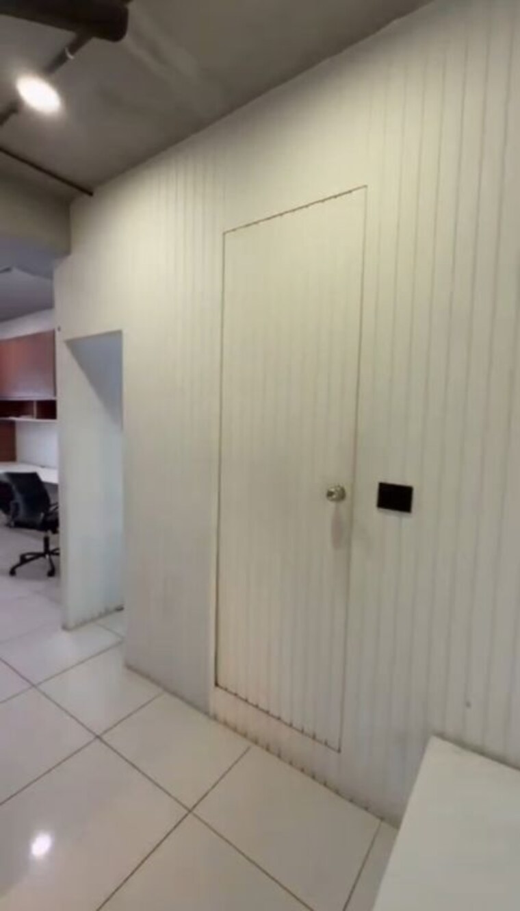 Bathroom, sun-westbank Commercial Office Space 800 Sq.Ft. In Navrangpura Ahmedabad 10433263