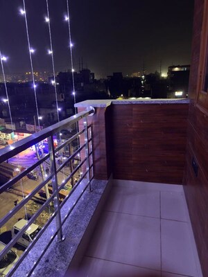 Balcony in 1 BHK Builder Floor at Sector 115 – for Rent