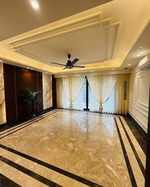 3 BHK Builder Floor For Rent in Ashok Vihar
