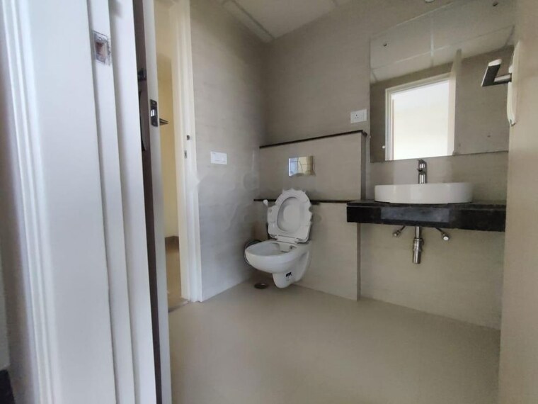 Bathroom, shakti-the-sky-lark-apartment 5 Bedroom 5000 Sq.Ft. Apartment In Sector 52 Gurgaon 10433245