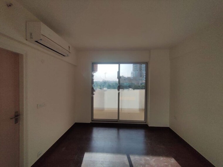 Room, shakti-the-sky-lark-apartment 5 Bedroom 5000 Sq.Ft. Apartment In Sector 52 Gurgaon 10433245
