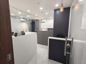 Room in  Office Space at Netaji Subhash Place – for Rent
