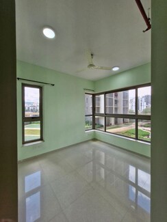 1.5 BHK + Pooja Room Apartment For Rent in Kalpataru Paramount A