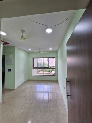 Building Lobby in 1.5 BHK Apartment at Kalpataru Paramount A, Kapur Bawdi – for Rent