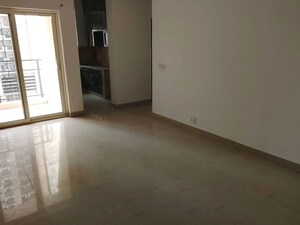 Room in 2.5 BHK Apartment at Nimbus Express Park View - II, Chi V Greater Noida – for Sale