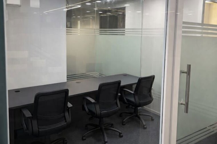 Team Area, netaji subhash place Commercial Office Space 464 Sq.Ft. In Netaji Subhash Place Delhi 10433416
