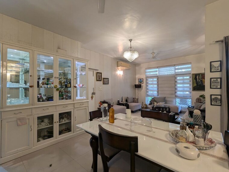 Dining area, ss-mayfield-gardens 3 Bedroom 2700 Sq.Ft. Builder Floor In Sector 51 Gurgaon 10433388