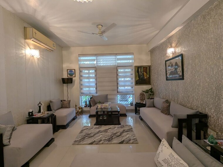 Living Room, ss-mayfield-gardens 3 Bedroom 2700 Sq.Ft. Builder Floor In Sector 51 Gurgaon 10433388