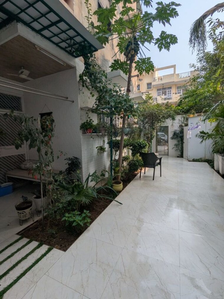 Exterior View, ss-mayfield-gardens 3 Bedroom 2700 Sq.Ft. Builder Floor In Sector 51 Gurgaon 10433388