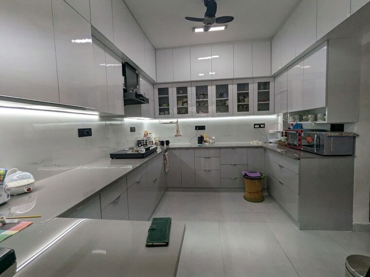 Kitchen, ss-mayfield-gardens 3 Bedroom 2700 Sq.Ft. Builder Floor In Sector 51 Gurgaon 10433388