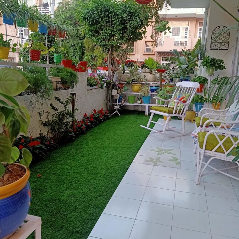 Balcony, ss-mayfield-gardens 3 Bedroom 2700 Sq.Ft. Builder Floor In Sector 51 Gurgaon 10433388