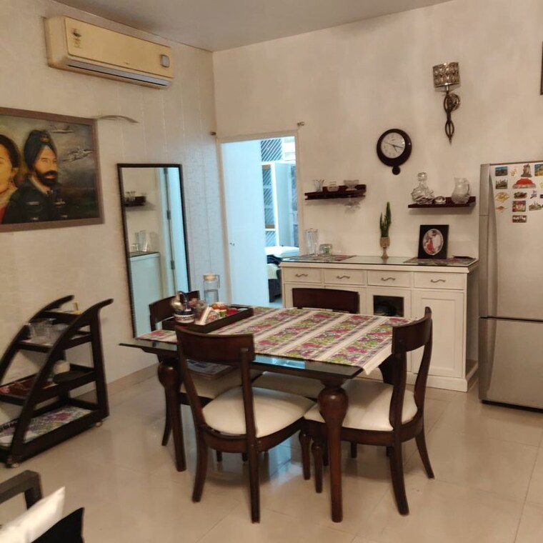 Living Room, ss-mayfield-gardens 3 Bedroom 2700 Sq.Ft. Builder Floor In Sector 51 Gurgaon 10433388