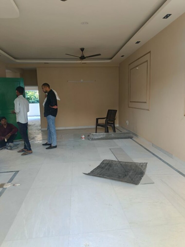 Living Room, ss-mayfield-gardens 3 Bedroom 2700 Sq.Ft. Builder Floor In Sector 51 Gurgaon 10433388