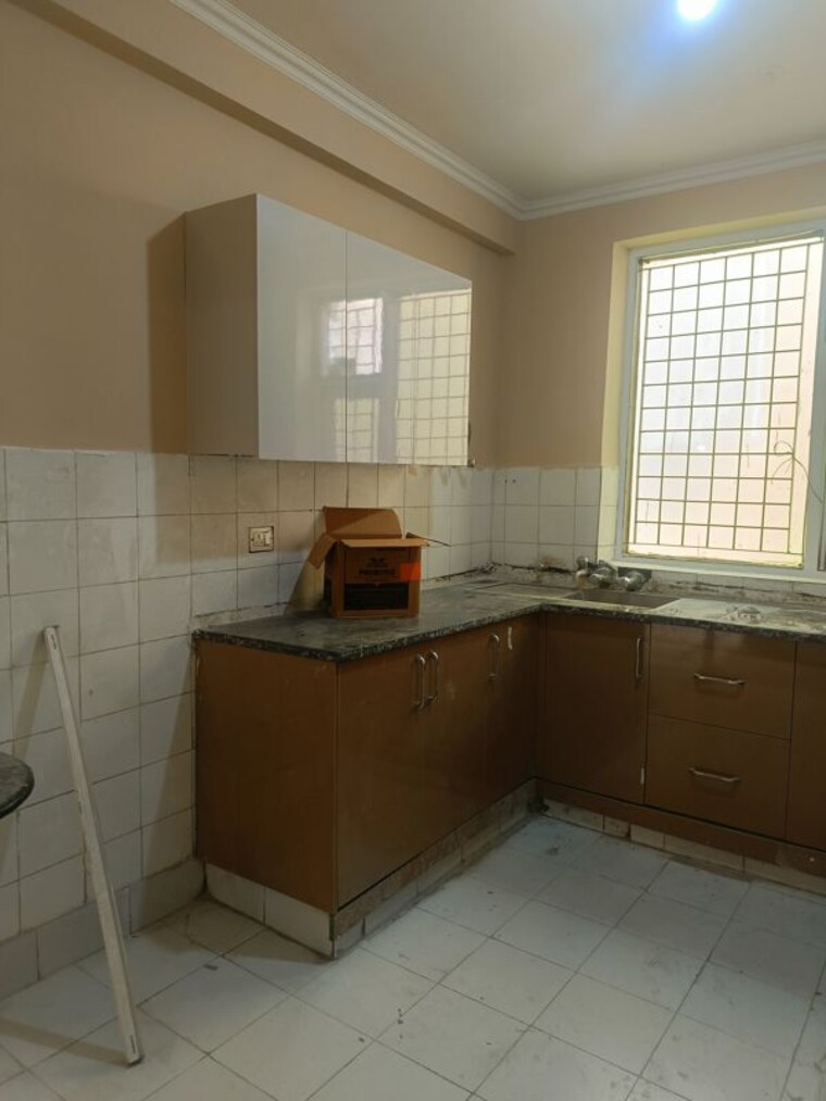 Kitchen, ss-mayfield-gardens 3 Bedroom 2700 Sq.Ft. Builder Floor In Sector 51 Gurgaon 10433388