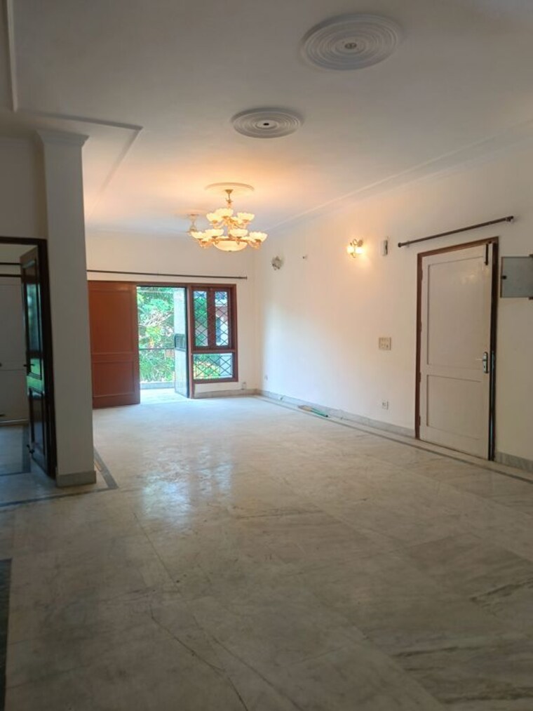 Room, ss-mayfield-gardens 3 Bedroom 2700 Sq.Ft. Builder Floor In Sector 51 Gurgaon 10433388
