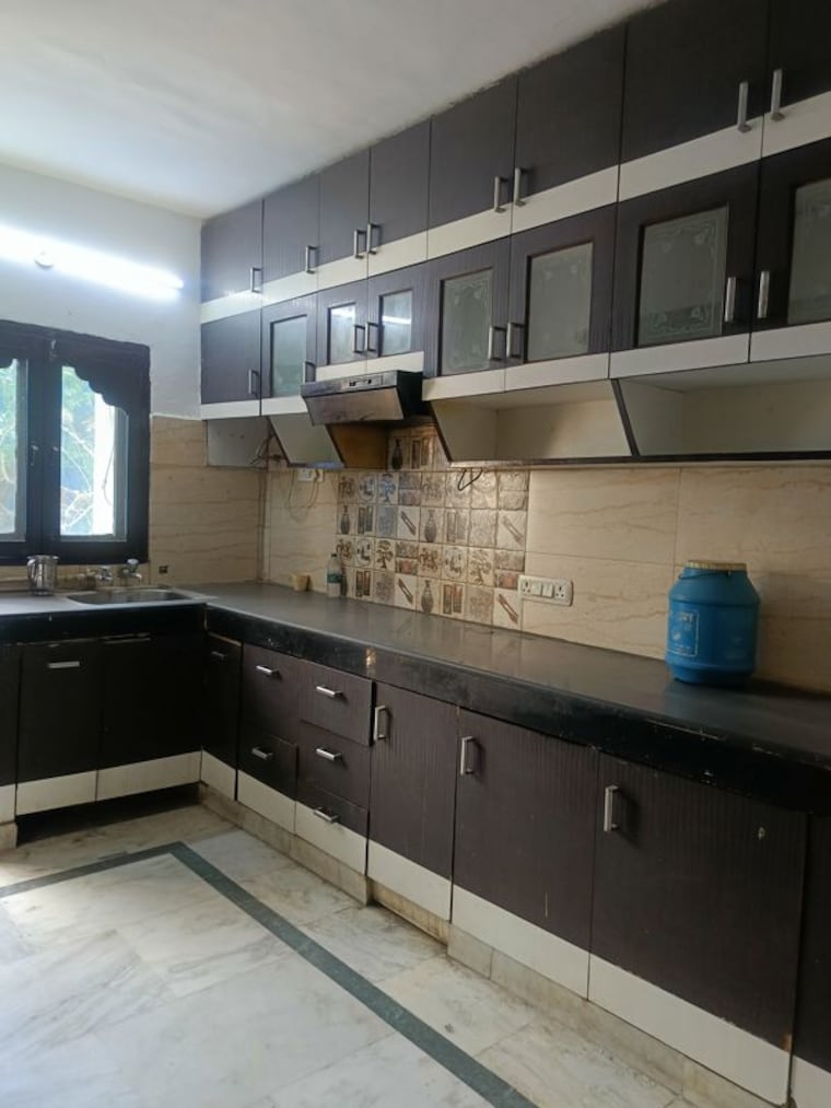 Kitchen, ss-mayfield-gardens 3 Bedroom 2700 Sq.Ft. Builder Floor In Sector 51 Gurgaon 10433388