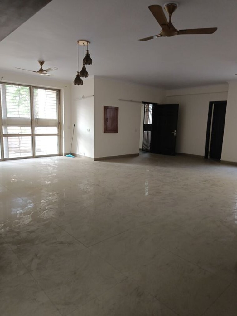 Room, ss-mayfield-gardens 3 Bedroom 2700 Sq.Ft. Builder Floor In Sector 51 Gurgaon 10433388