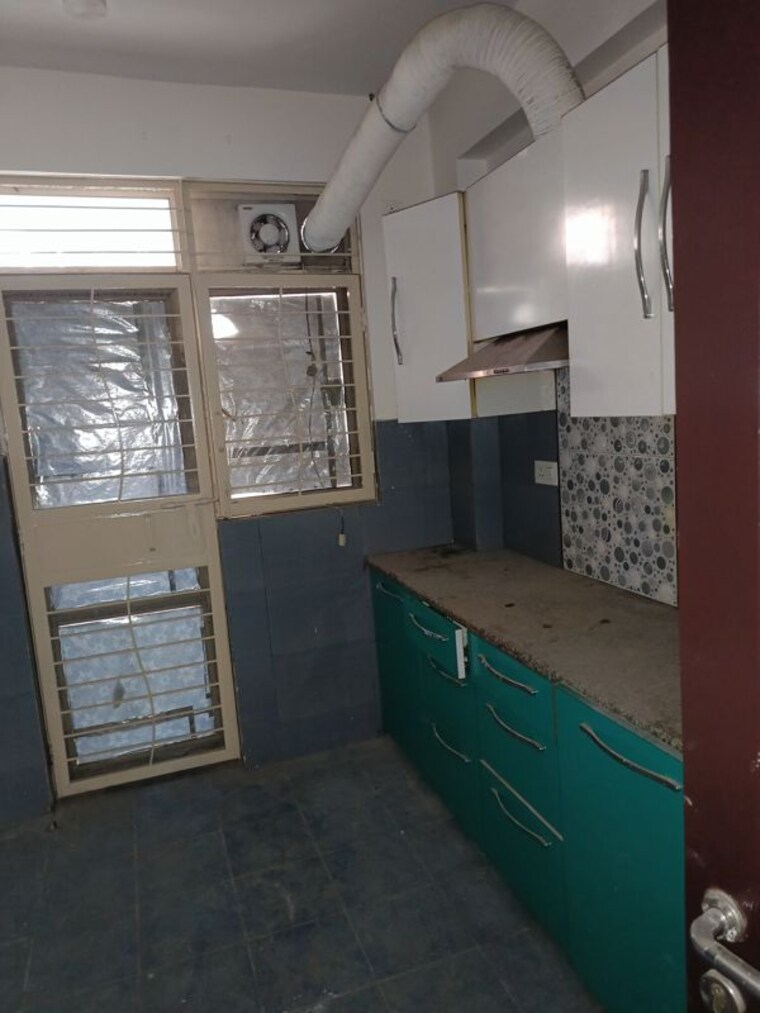 Kitchen, ss-mayfield-gardens 3 Bedroom 2700 Sq.Ft. Builder Floor In Sector 51 Gurgaon 10433388