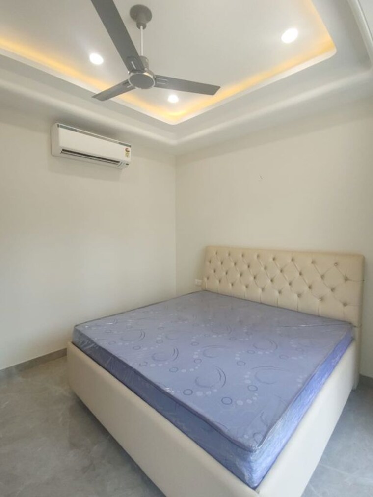 Bedroom, sushant lok ii 1 Bedroom 200 Sq.Ft. Builder Floor In Sushant Lok ii Gurgaon 10433420