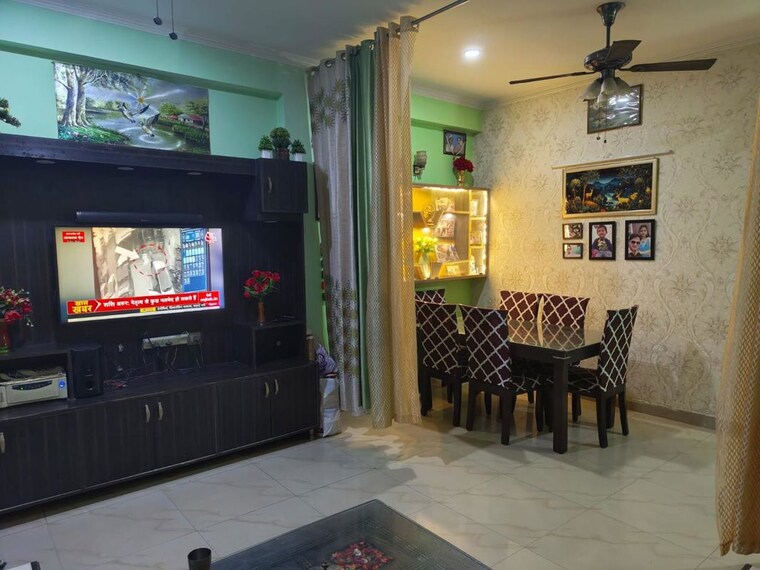 Living Room, dlf cyber city 4 Bedroom 416 Sq.Yd. Builder Floor In Dlf Cyber City Gurgaon 10433521