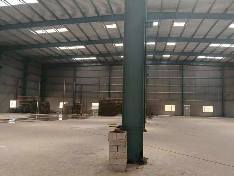  Parking, devanahalli Commercial Warehouse 35000 Sq.Ft. In Devanahalli Bangalore 10433553