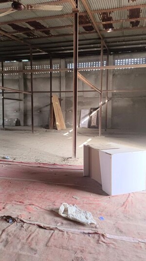  Warehouse – Exterior View View at Vishwakarmapuram Colony - for Rent