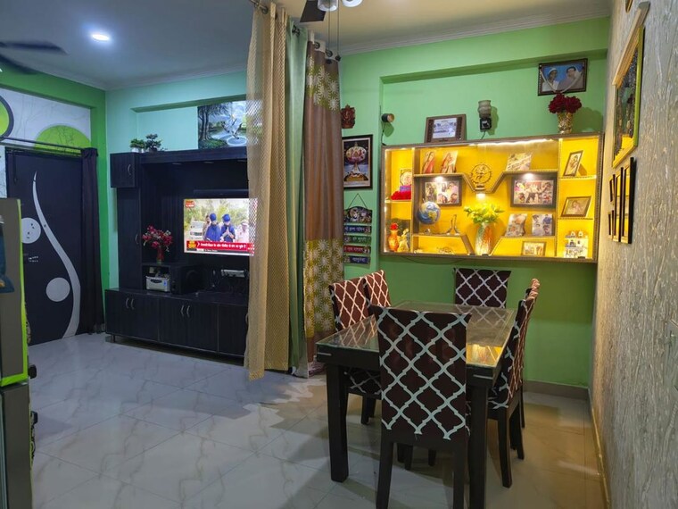  Parking, dlf city phase 3 1 Bedroom 502 Sq.Yd. Builder Floor In Dlf City Phase 3 Gurgaon 10433573